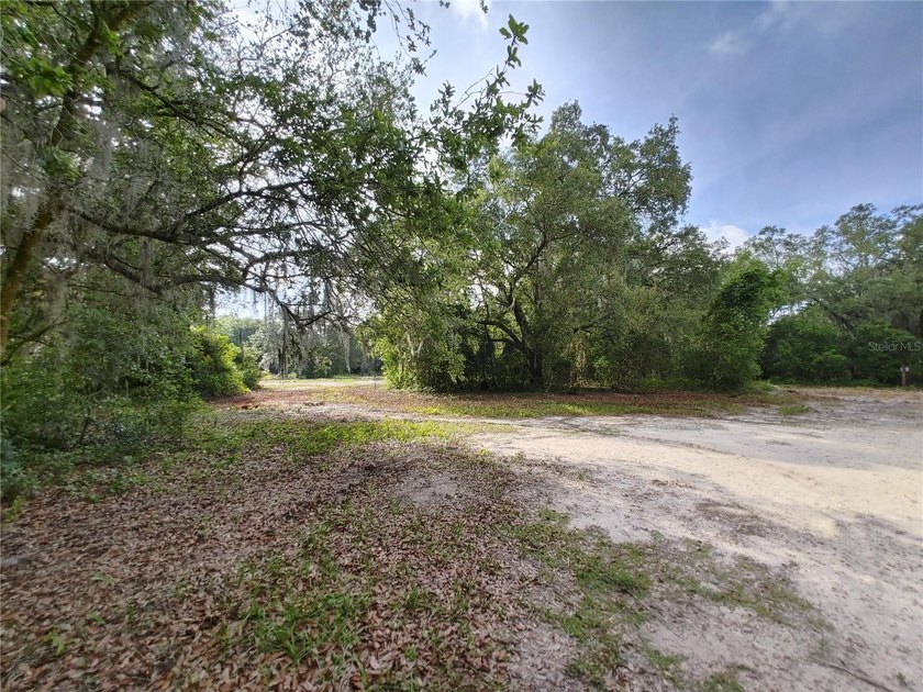 Under contract-accepting backup offers. Fantastic Residential - photo 6