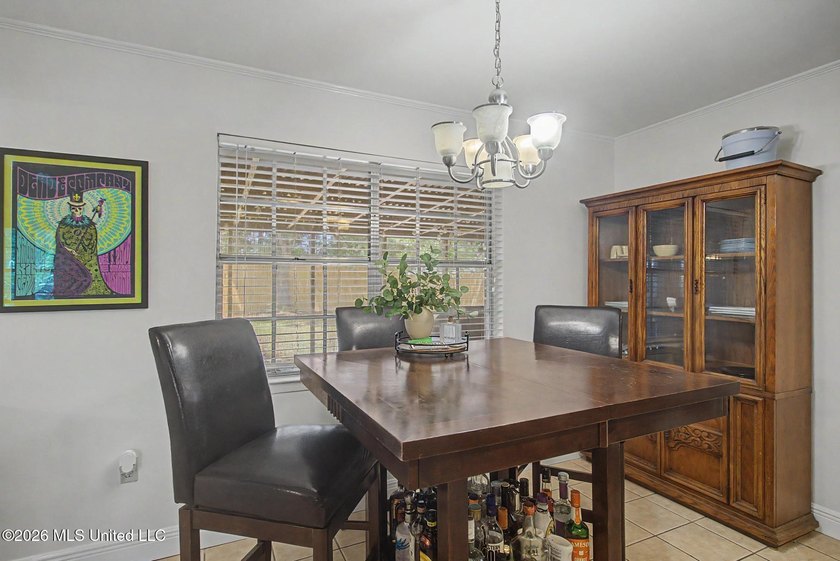 Absolutely precious and move-in ready! This charming 2-bedroom - photo 15