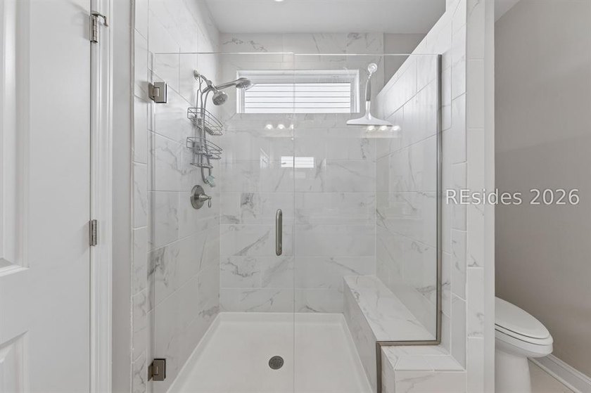 Wonderful Taft Street model on a lagoon with Walk up Attic! - photo 30