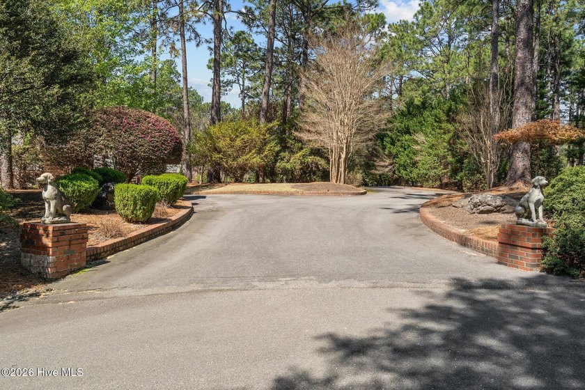 A True Hidden Gem!! Welcome to the breathtaking Parson's Estate - photo 16