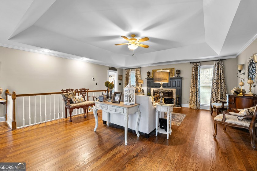 Beautiful 4BR/4.5BA ranch with an optional 5th bedroom in the - photo 10