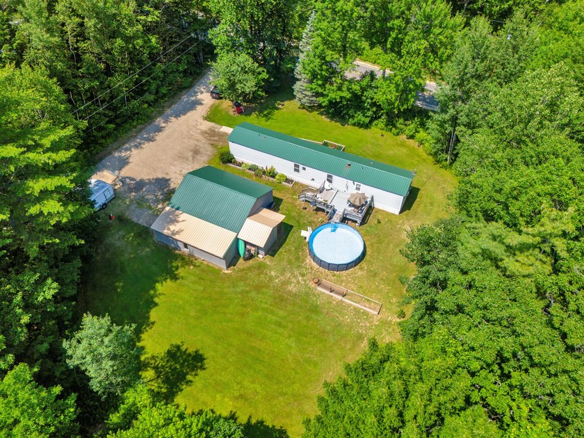 Enjoy affordable living in this 1991 single-wide mobile home - photo 30