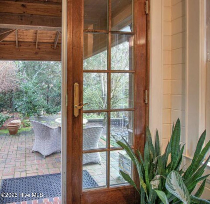A True Hidden Gem!! Welcome to the breathtaking Parson's Estate - photo 46
