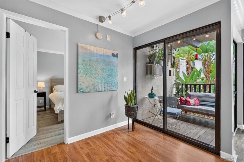 FHA &amp; VA Approved. Welcome to Hyde Park Villas in San Carlos! - photo 10