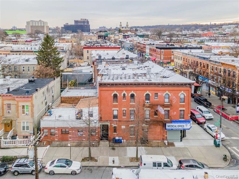 Welcome to 3440 Fulton Street, a beautiful corner property - photo 3