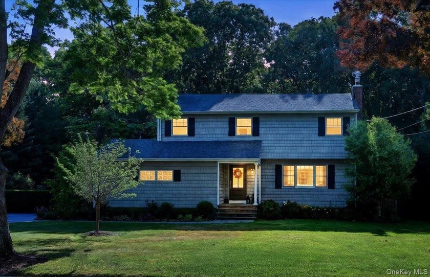Beautifully Updated Colonial in the Heart of St. James Nestled - photo 2