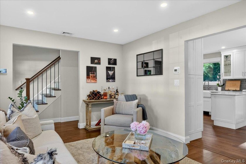 Beautifully Updated Colonial in the Heart of St. James Nestled - photo 7