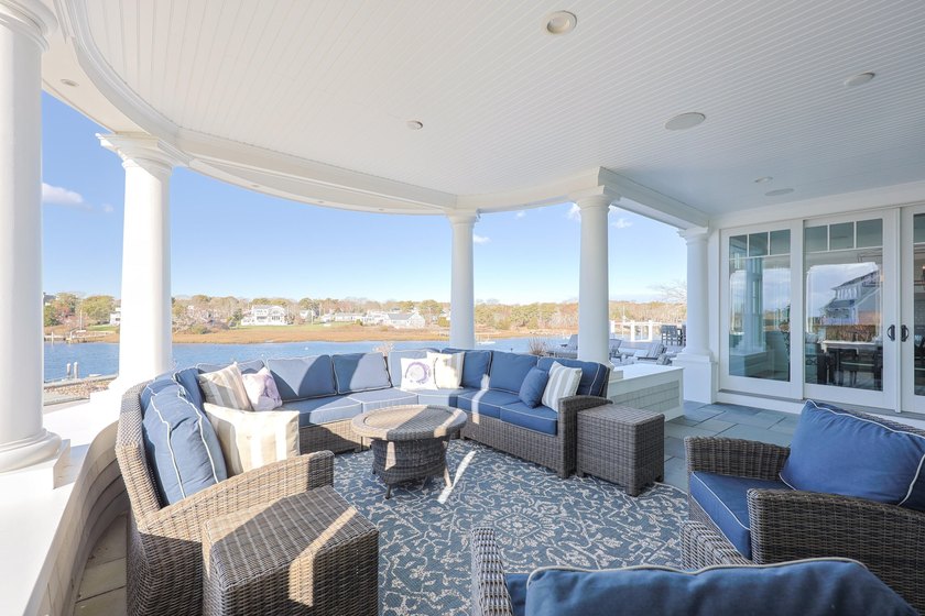 Introducing 18 Strandway, a newly constructed waterfront - photo 33