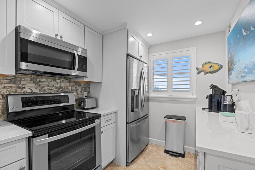 Rare opportunity to own a truly one-of-a-kind residence in one - photo 16