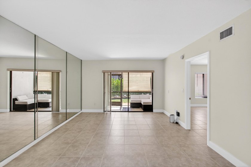 Discover the perfect East Boca lifestyle in this beautifully - photo 19