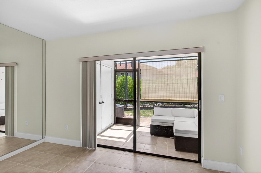 Discover the perfect East Boca lifestyle in this beautifully - photo 21