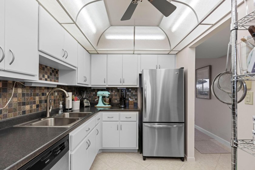 Rare opportunity to own a truly one-of-a-kind residence in one - photo 25