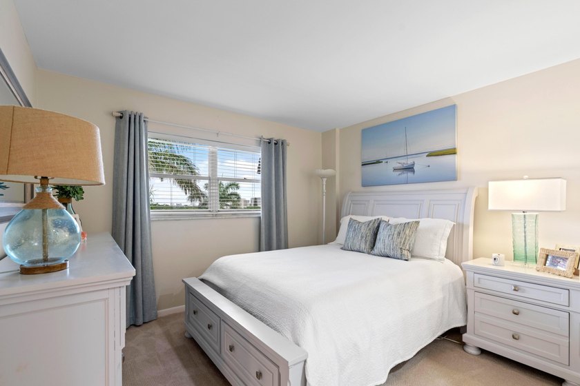Rare opportunity to own a truly one-of-a-kind residence in one - photo 27