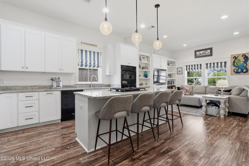 Welcome to Front Beach Cottages, one of Ocean Springs' most - photo 20