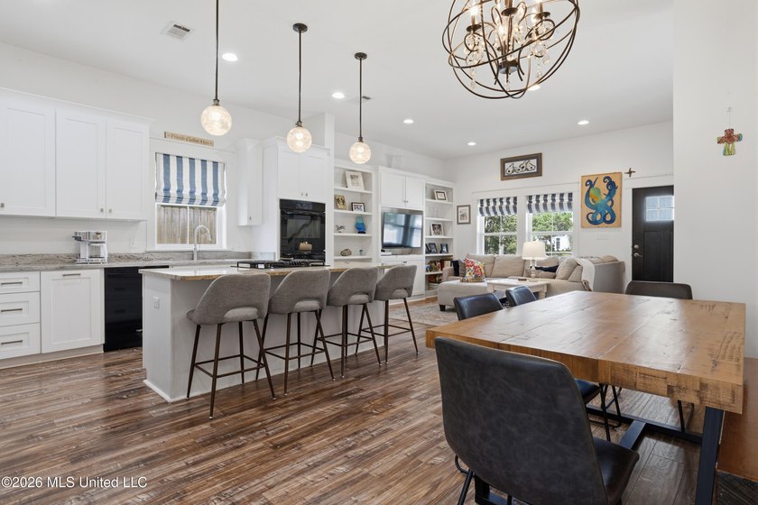 Welcome to Front Beach Cottages, one of Ocean Springs' most - photo 21