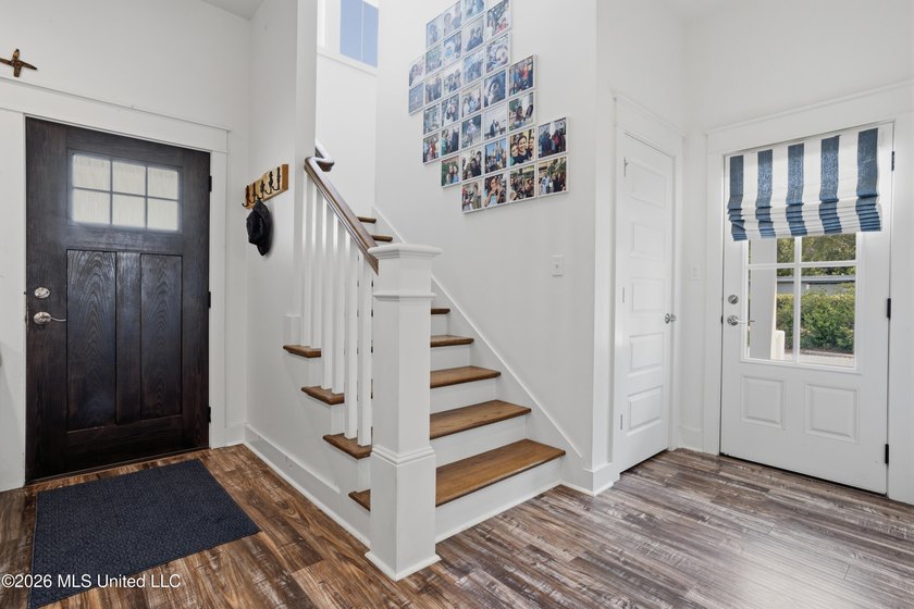 Welcome to Front Beach Cottages, one of Ocean Springs' most - photo 32