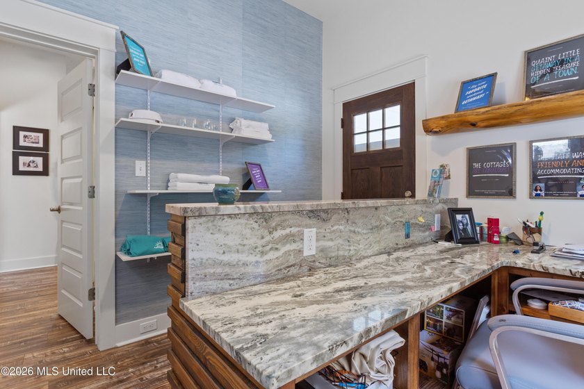Welcome to Front Beach Cottages, one of Ocean Springs' most - photo 42