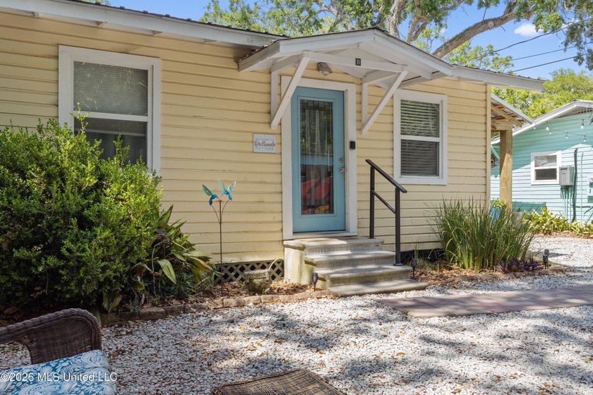 Welcome to Front Beach Cottages, one of Ocean Springs' most - photo 47