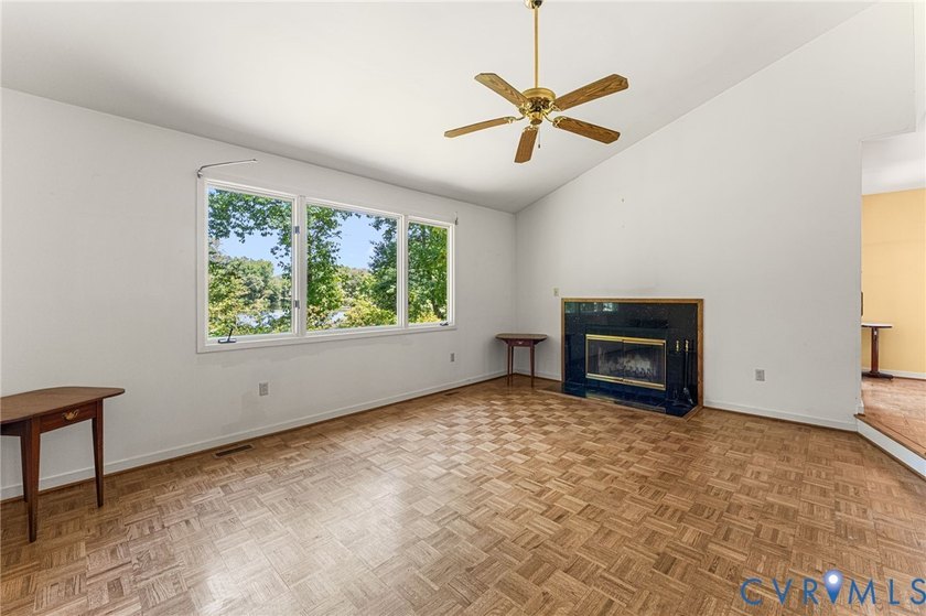 Back on Market -Due to No Fault of the Seller. Priced $33K Below - photo 7