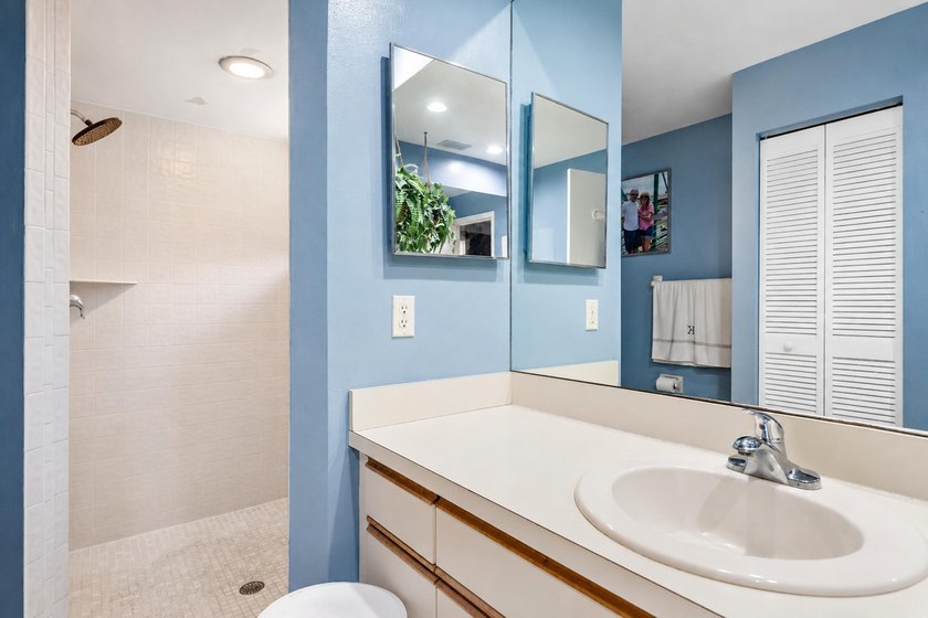 Welcome to Woodland Estates! This charming single-family CBS - photo 17