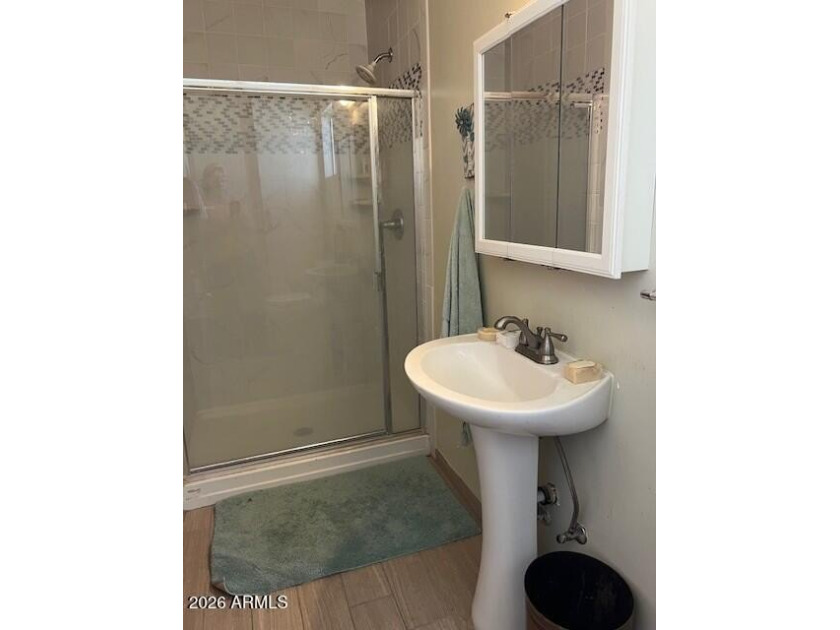 HUGE PRICE REDUCTION! Perched on the hill, this adorable &amp; - photo 47