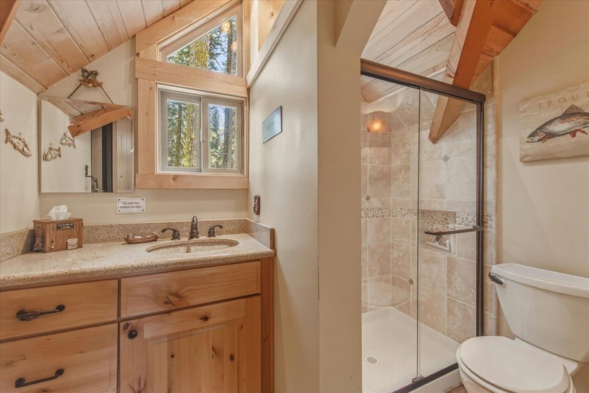 Tucked into a peaceful setting with a location that's hard to - photo 21