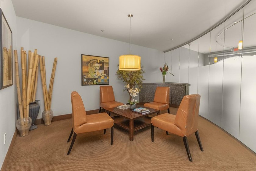 Rare opportunity to own a premium top-floor corner unit in Eat - photo 24