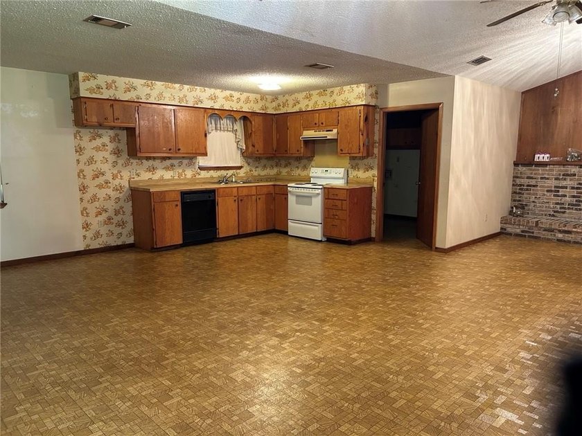 This beautiful 5.8 acres with all kinds of trees does not front - photo 3