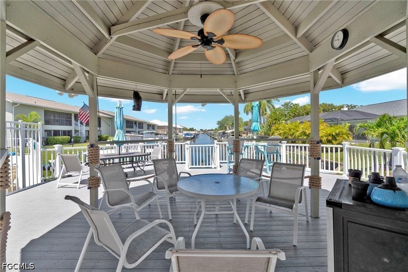 Welcome to Baruna Bay in desirable Southwest Cape Coral. This - photo 44