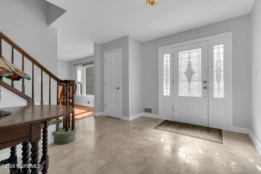 Welcome to this expansive 5-bedroom, 3 full bathroom home - photo 2