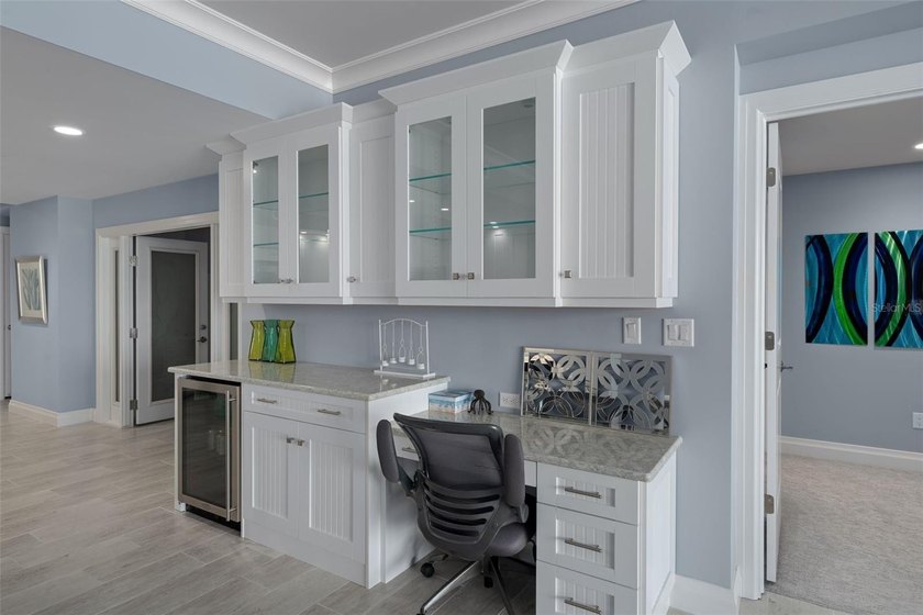 Experience exceptional water and beachfront living at Sunset - photo 13
