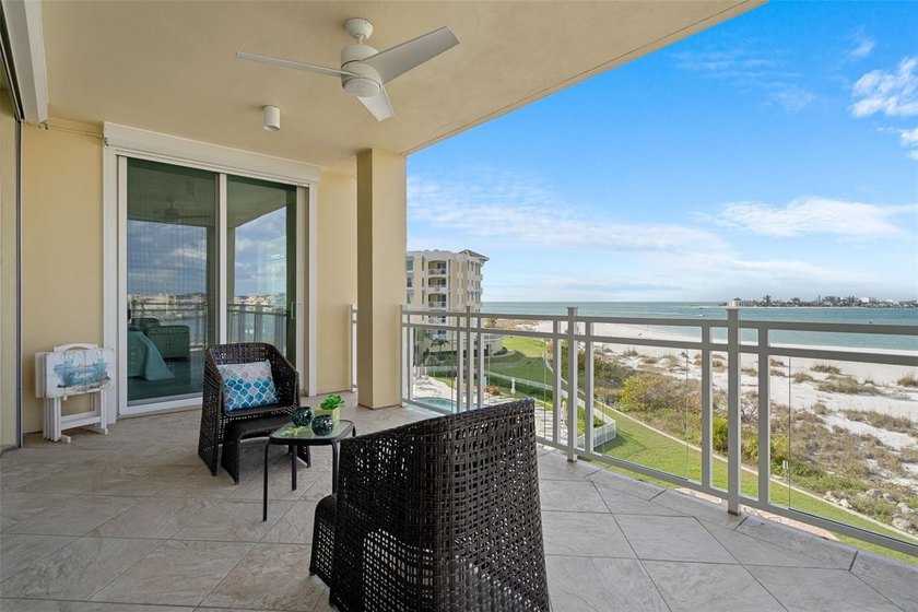 Experience exceptional water and beachfront living at Sunset - photo 18