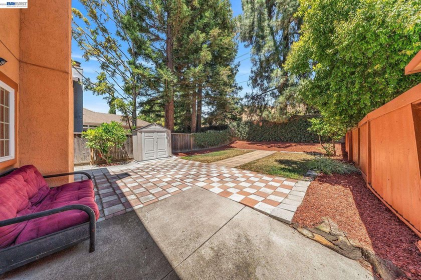 Beautifully Updated Home with NO HOA &amp; ADU Potential in - photo 27
