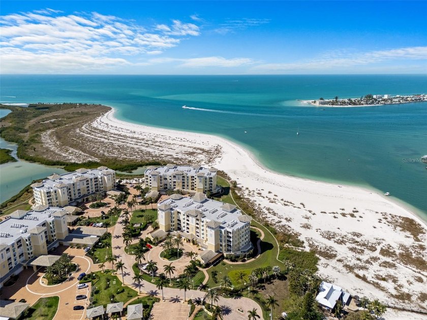 Experience exceptional water and beachfront living at Sunset - photo 46