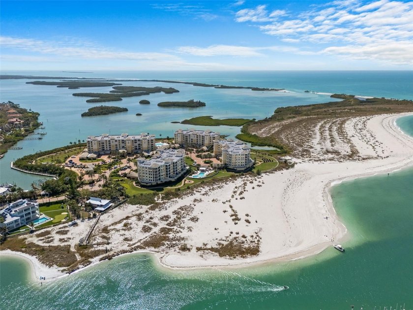 Experience exceptional water and beachfront living at Sunset - photo 47