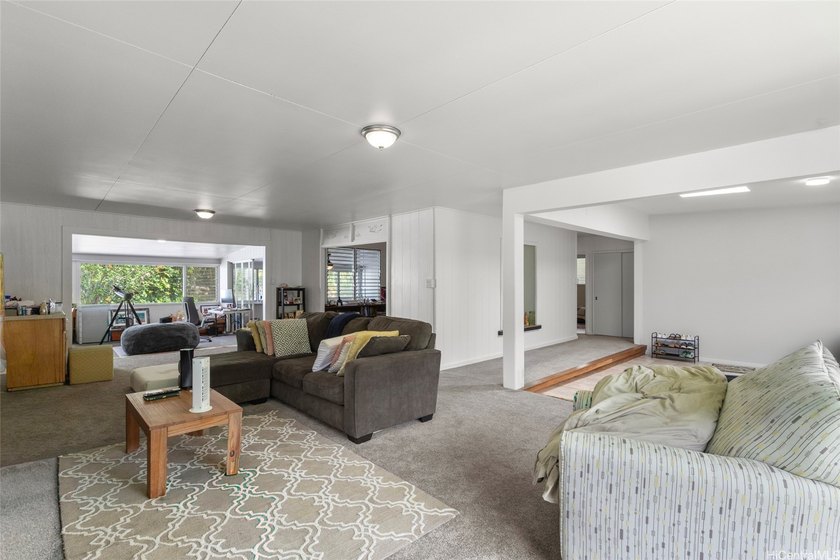Nestled against the tranquil backdrop of the Ko'olau Range, this - photo 7