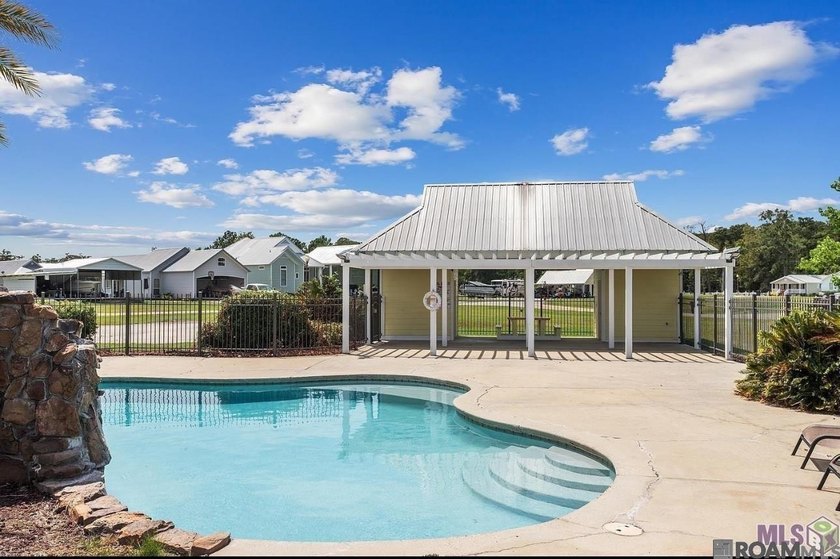 WATERFRONT PROPERTY! Escape the hustle and enjoy peaceful - photo 4
