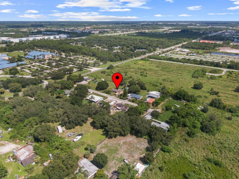 Great deal on a three bedroom pool home on a 1/2 acre. Located - photo 3
