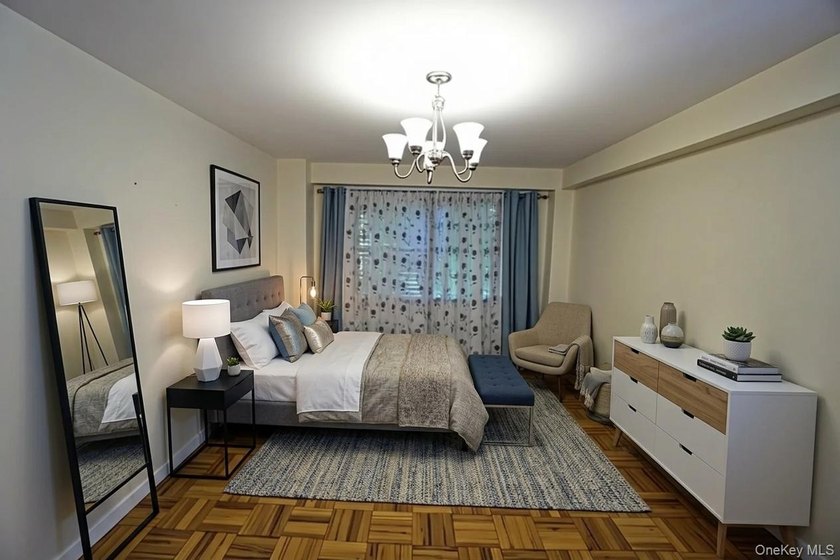 Highly Sought-After Park Chateau: Converted 2-Bedroom Junior 4 - photo 5