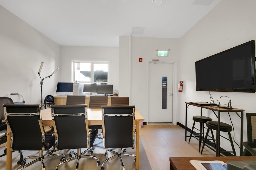 BREEZE by Target Homes in Central Squamish is offering high - photo 9