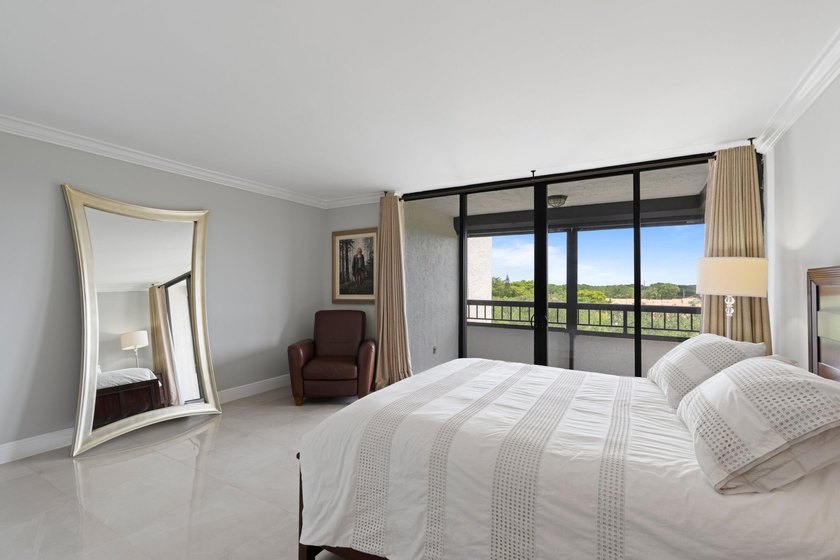 ABSOLUTELY GORGEOUS CORNER UNIT CONDO | PRESTIGIOUS 55+ - photo 16
