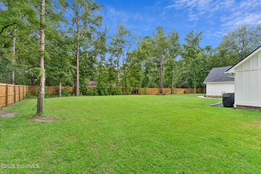 Immaculate and exceptionally maintained, this 4-bedroom, 3 - photo 48