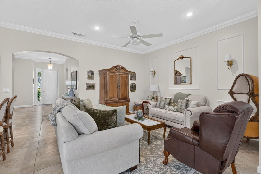 Bedford Park Gem! Rarely available upgraded 5-bed, 3-bath home - photo 22