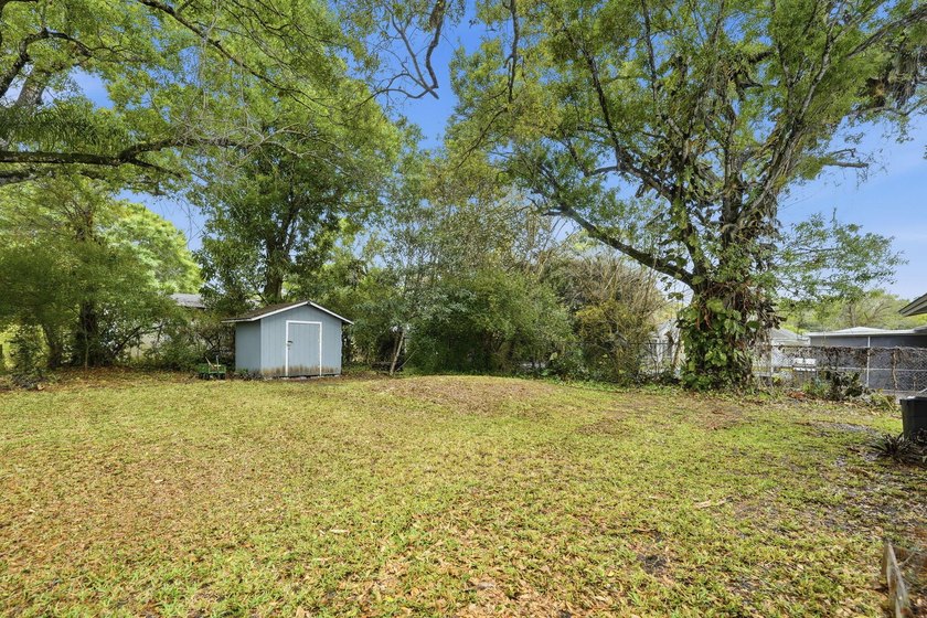MUST SEE! Charming two-bedroom, two-bath, CBS home in a great - photo 26