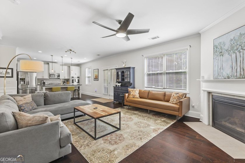 This Freshly Updated Craftsman will surely please your Buyers! - photo 13