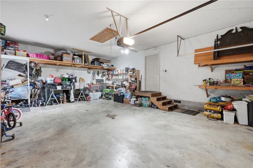 Welcome to Holiday Island! 1500+square feet, 3 bed, 2 bath, One - photo 14