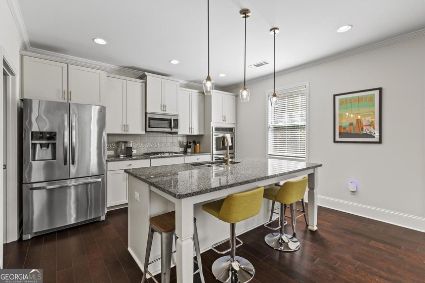 This Freshly Updated Craftsman will surely please your Buyers! - photo 14