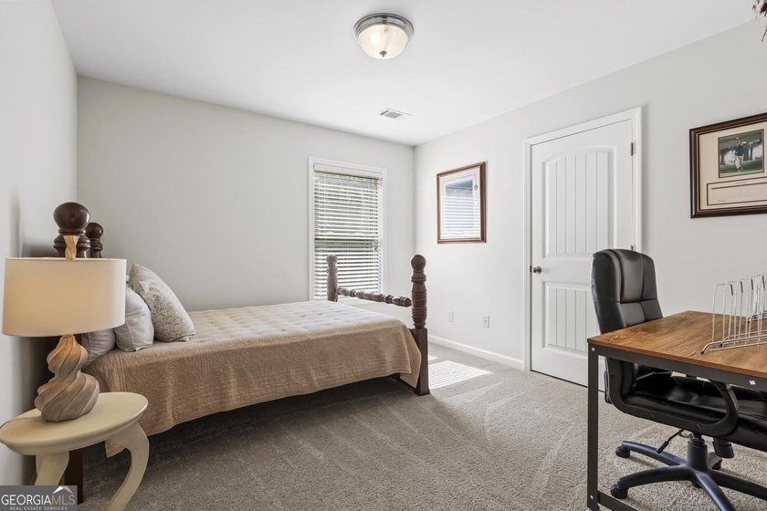 This Freshly Updated Craftsman will surely please your Buyers! - photo 22