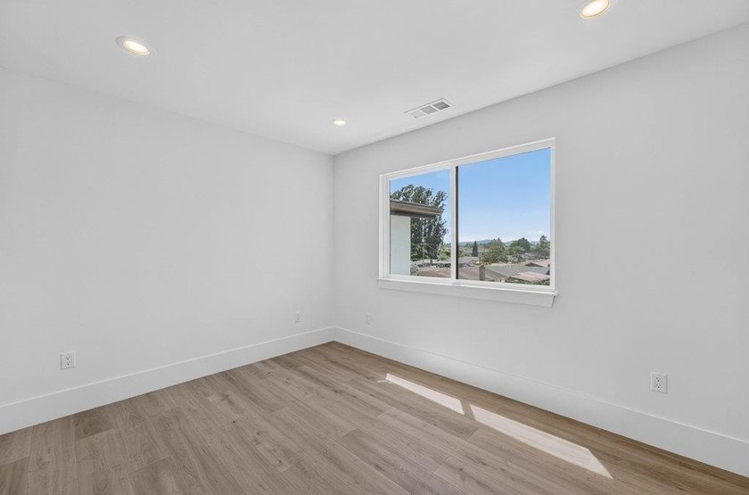 Welcome to this exceptional brand-new construction in the Santa - photo 32