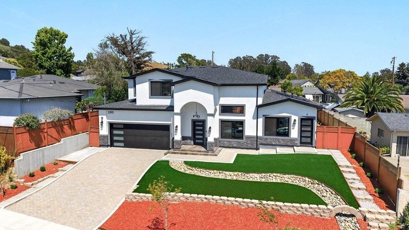 Welcome to this exceptional brand-new construction in the Santa - photo 36